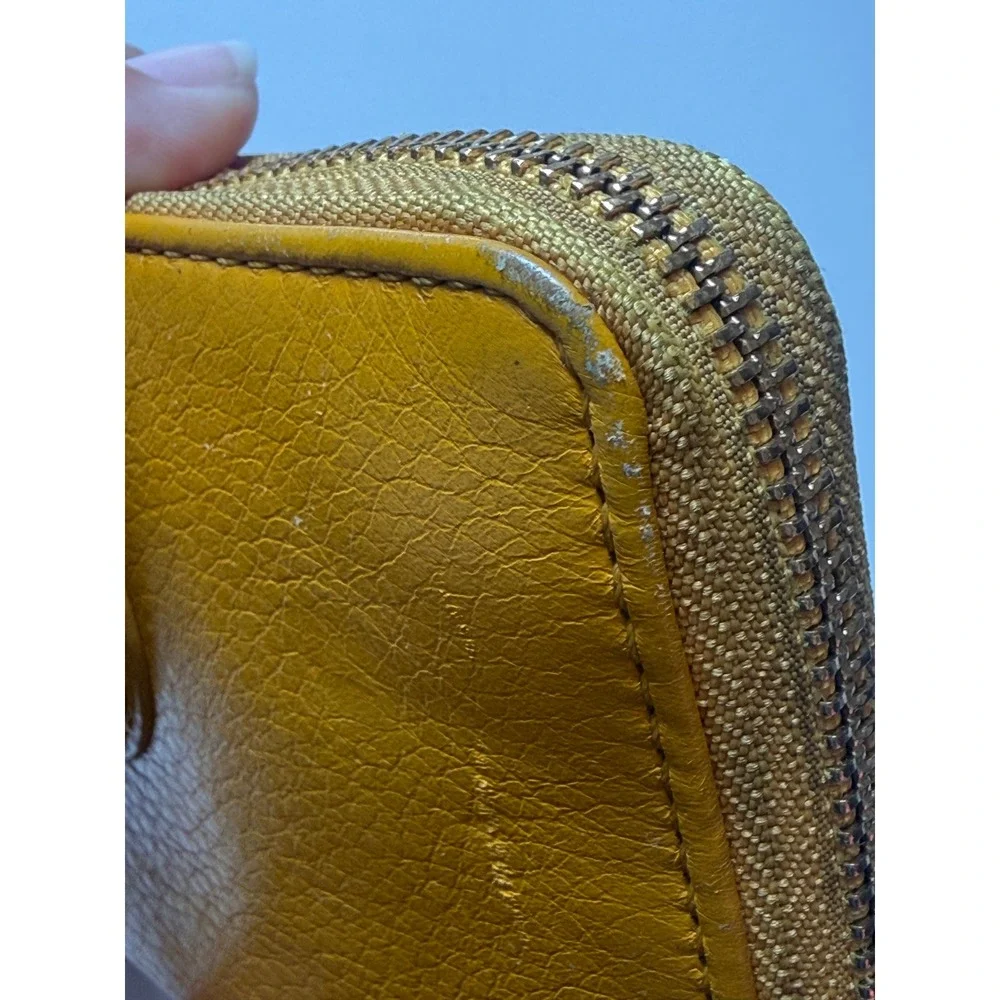 Tory Burch Miller Zip Continental Wallet Yellow Leather Wristlet Preppy Luxury‎